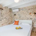 2 Bedroom Pet Friendly In *