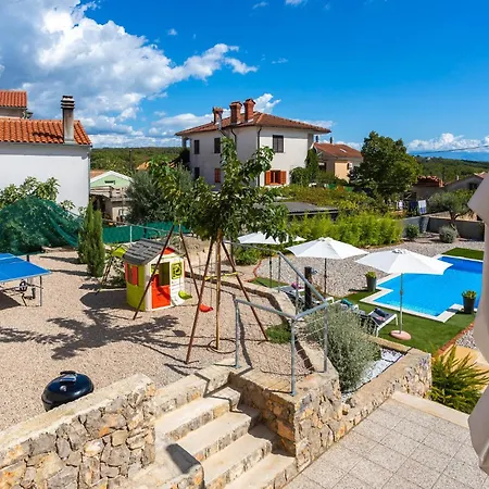Semesterbostad 2 Bedroom Pet Friendly In *