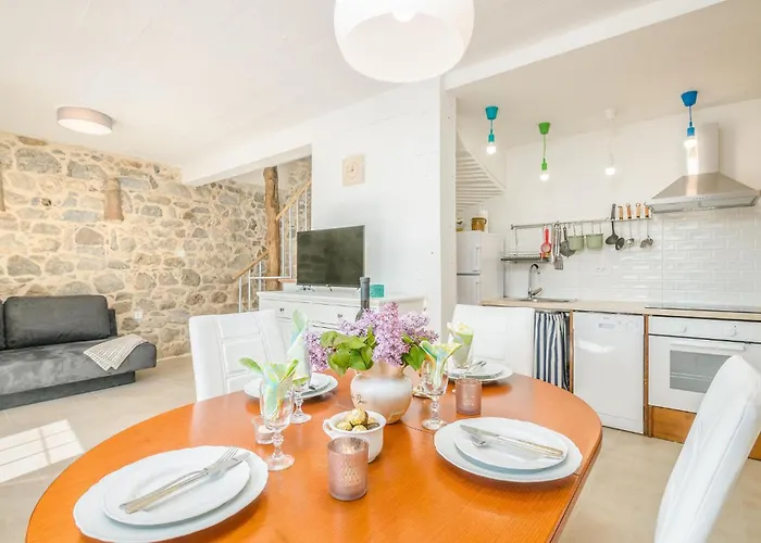 펜션 2 Bedroom Pet Friendly In