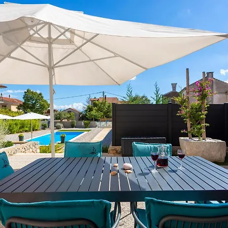 2 Bedroom Pet Friendly In 펜션 *
