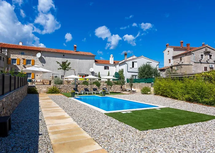 2 Bedroom Pet Friendly In Semesterbostad Brzac