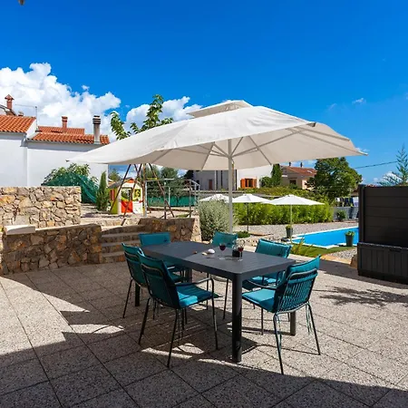 Front In Holiday home